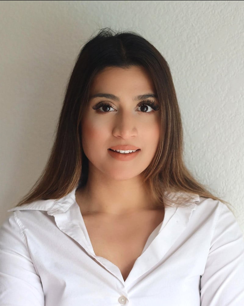 Sara Sikander, DDS