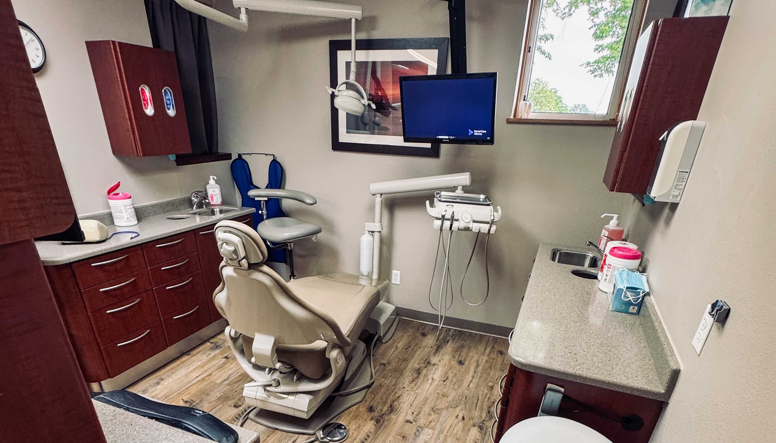 CastleRockDental_office_4008