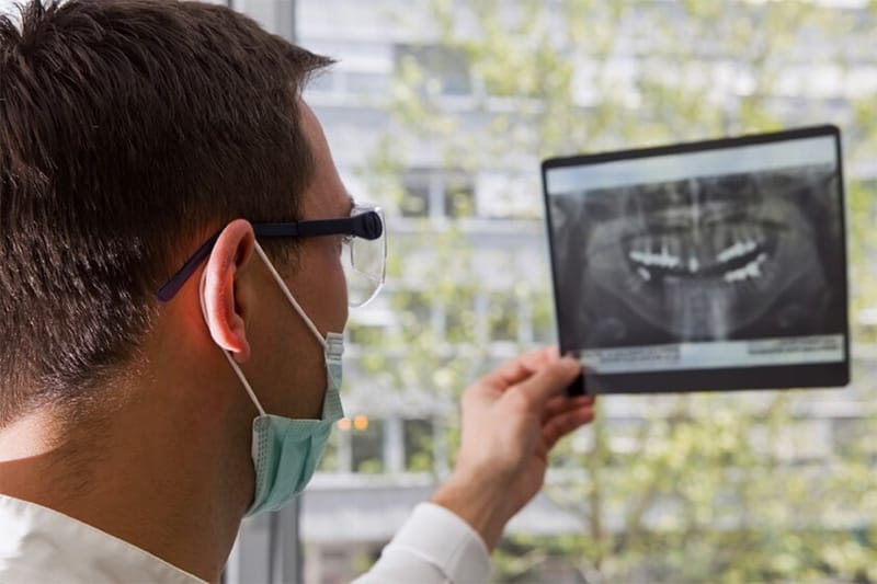 Things To Do If Your Dental Health Requires Urgent Treatment Things To Do If Your Dental Health Requires Urgent Treatment