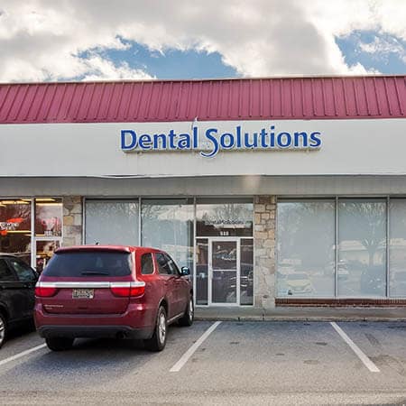 Storefront for Dental Solutions of Stoney Creek