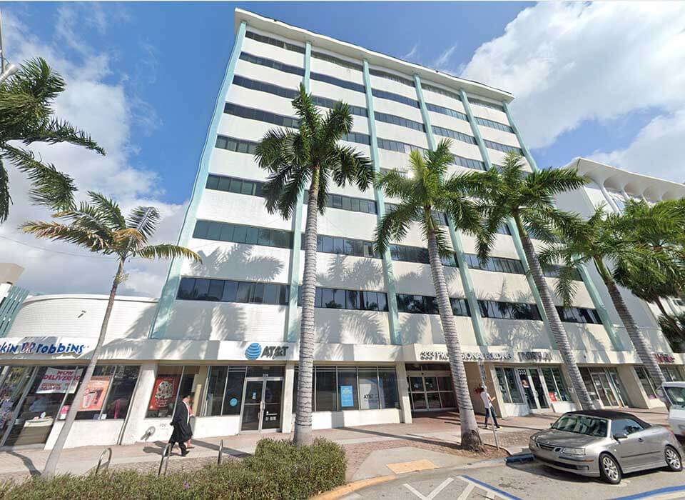 MiamiBeachDentalCenter_storefront MiamiBeachDentalCenter_storefront