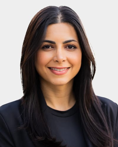 Mitra Mirmothari portrait