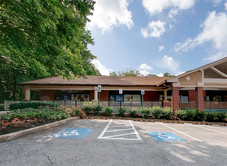 DOA-MD Beltway storefront slide image