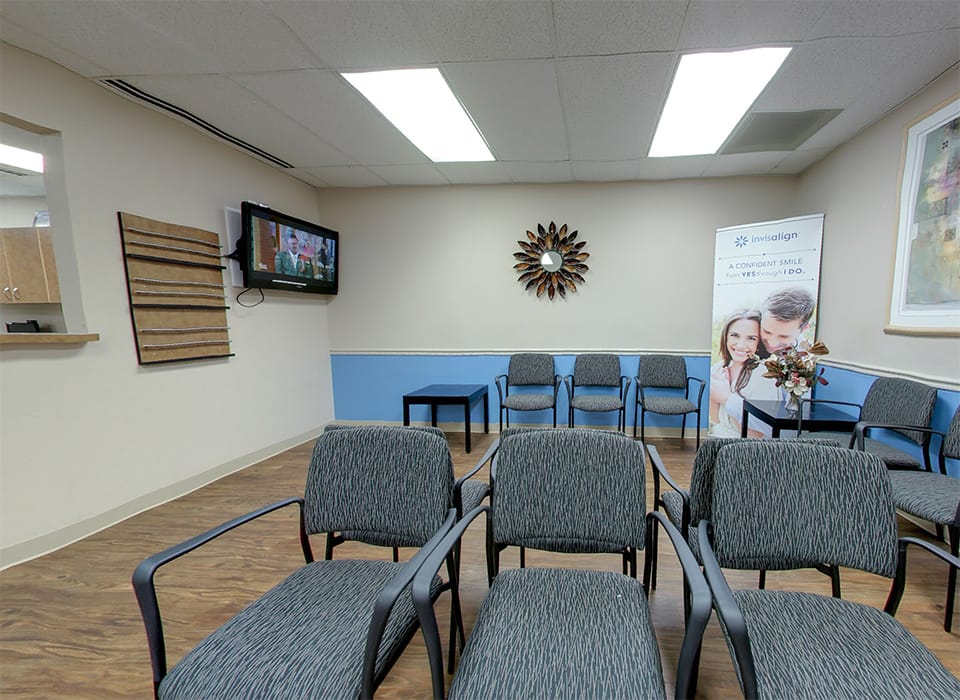 DOA-MD CrossKeys lobby slide image DOA-MD CrossKeys lobby slide image