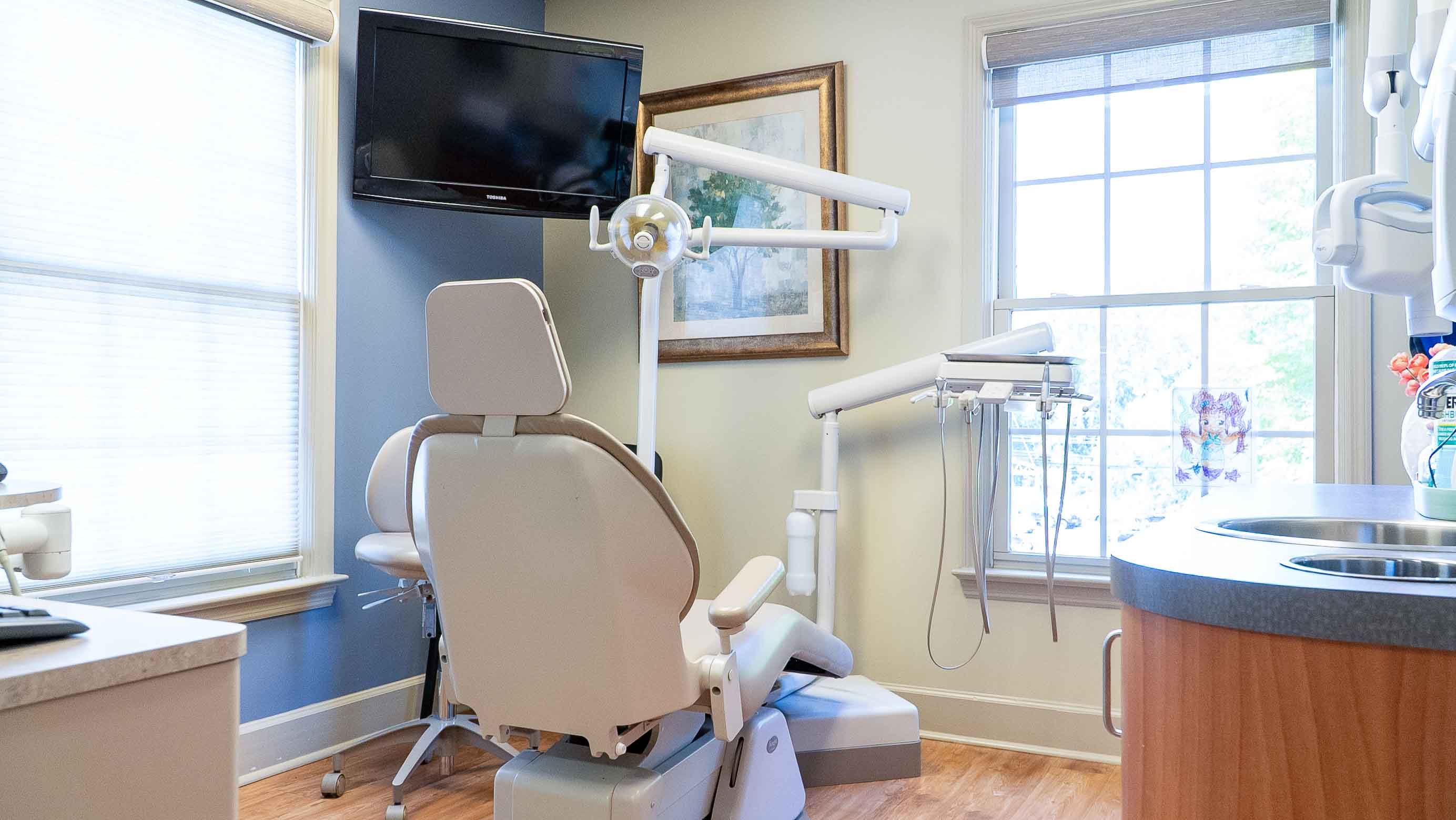PBT Gainesville Dental Implants image