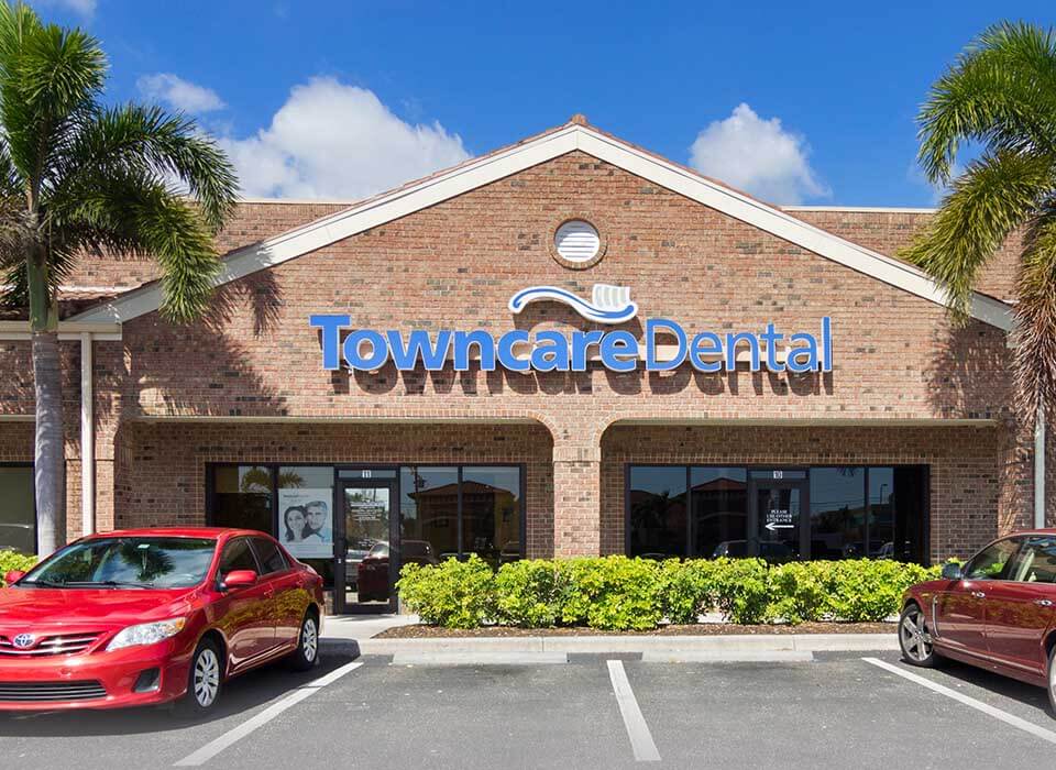 TowncareDentalAssociatesofCapeCoral_storefront