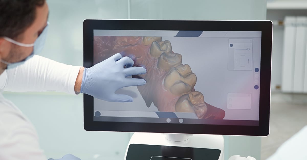 The doctor is displaying a jowl on the screen.