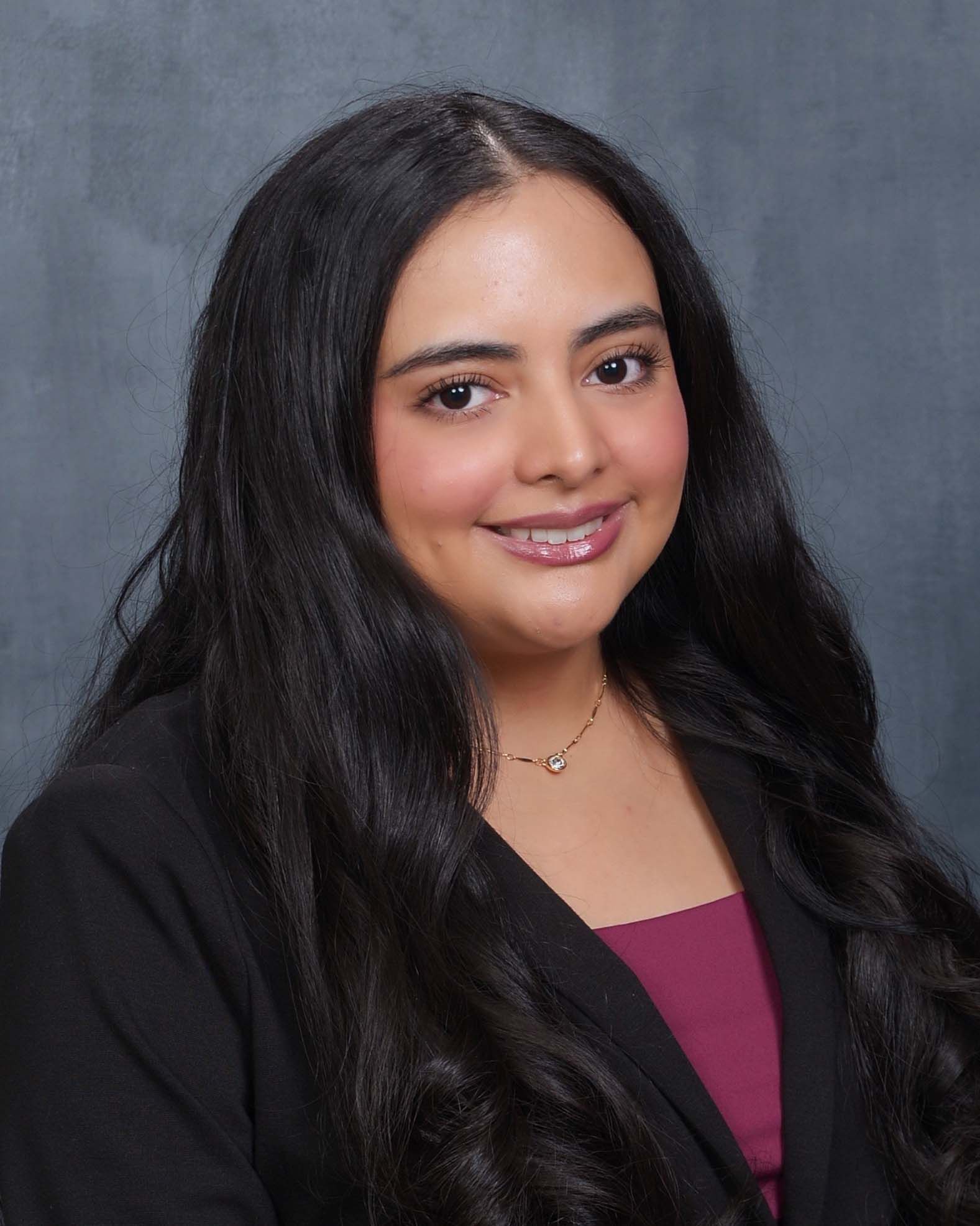 Leonela Mercado RDH portrait