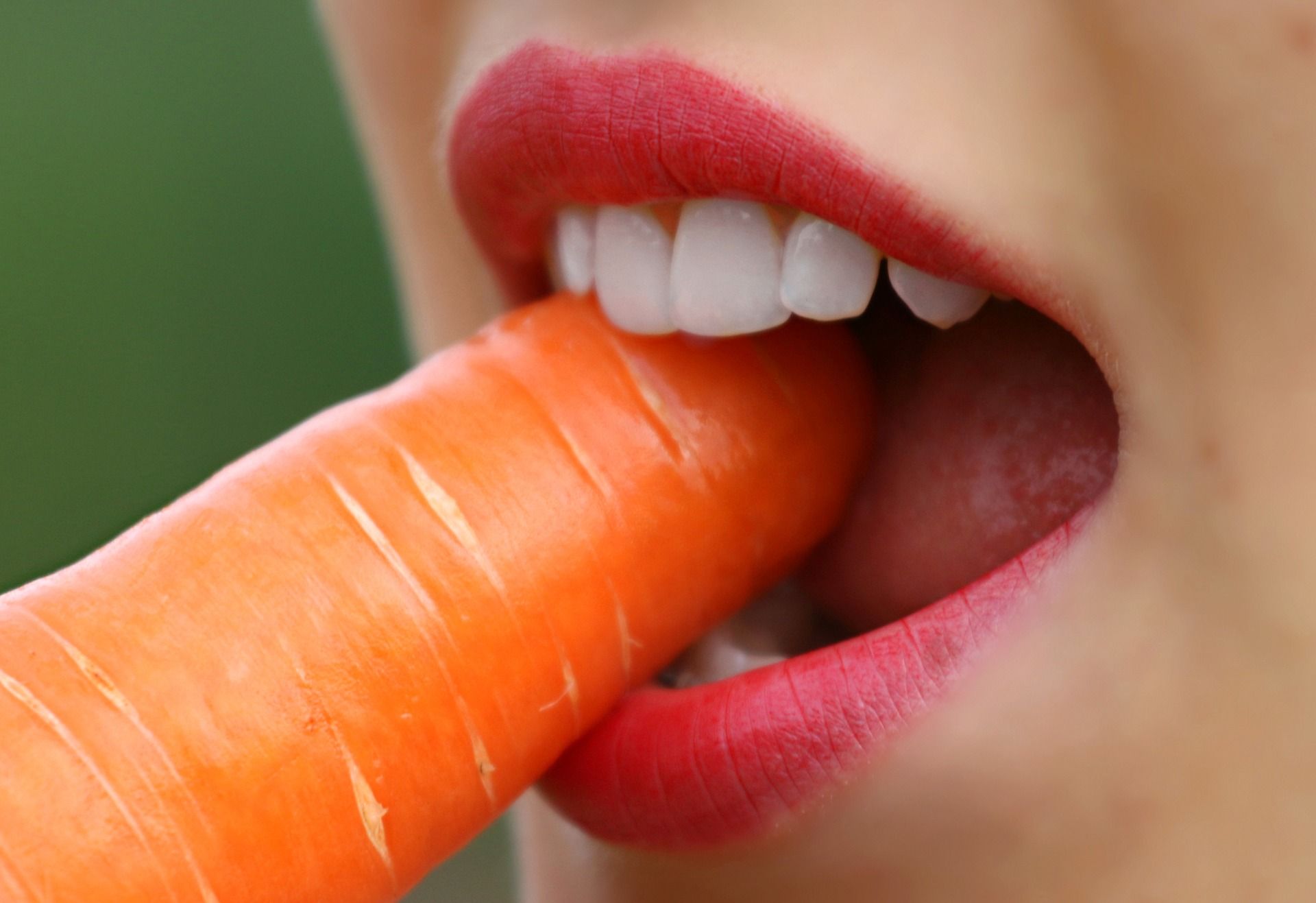 teeth and carrot