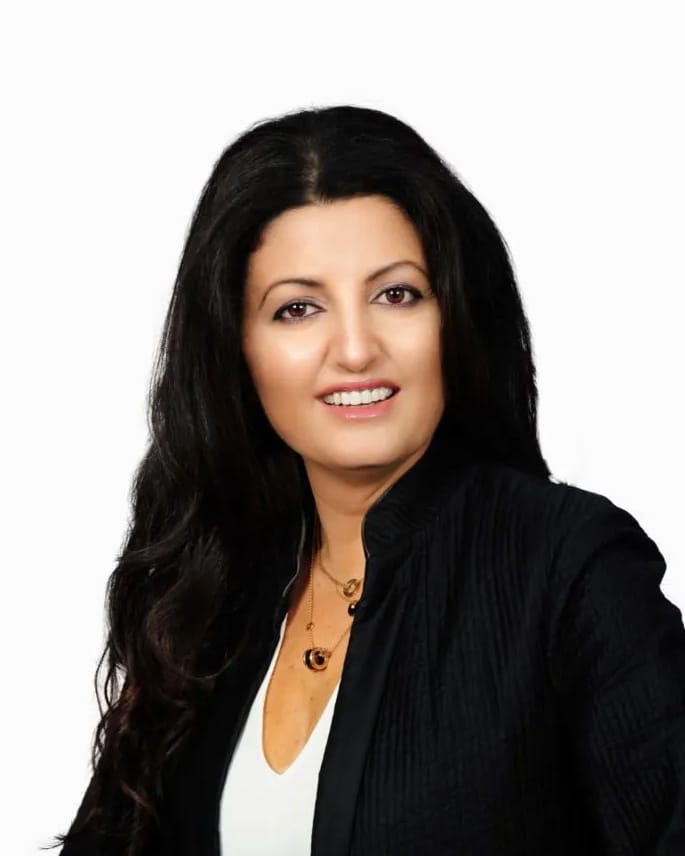 Julie Atoui, DDS Dr Julie Atoui portrait