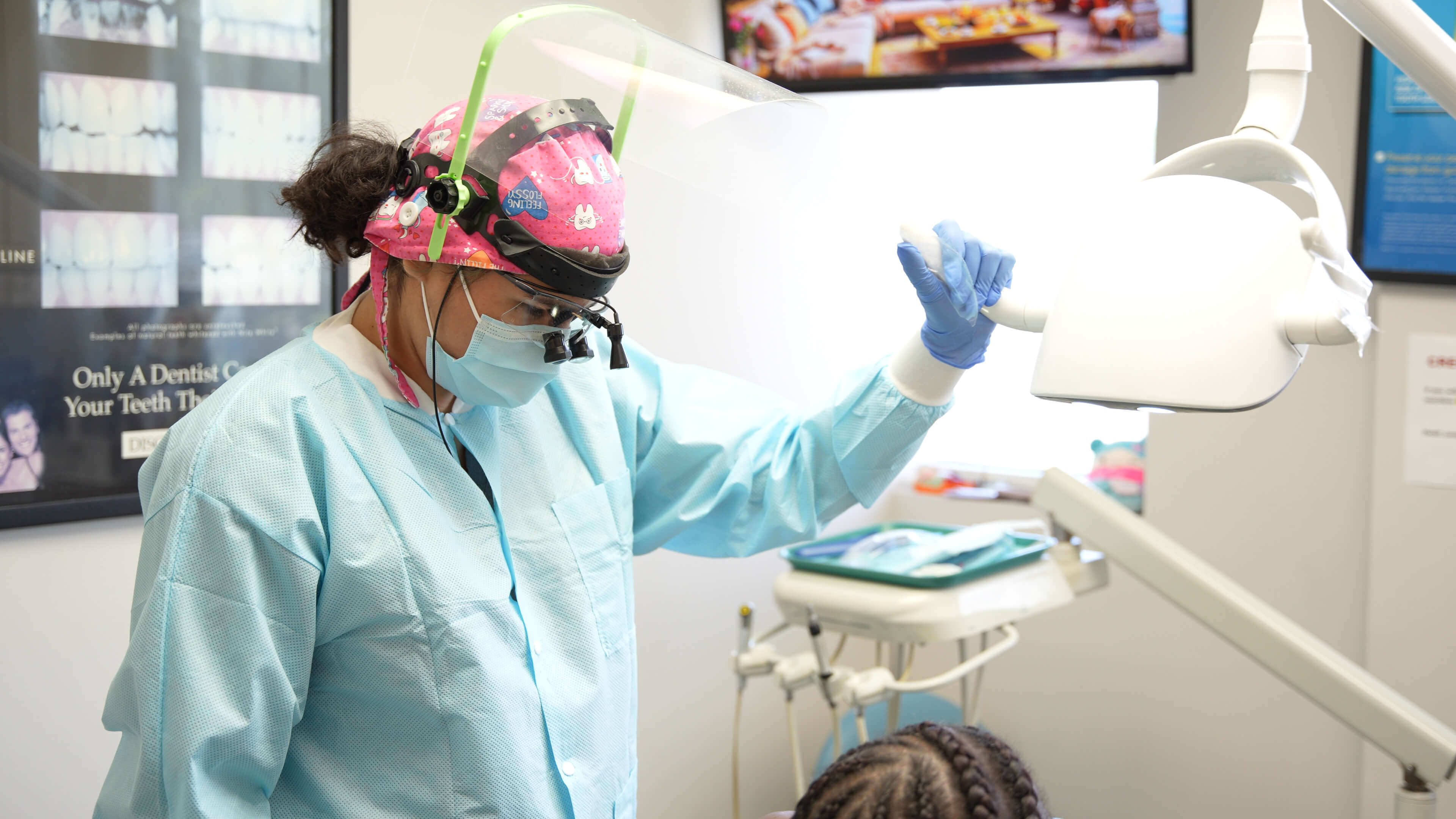 DA of Hollywood Emergency Dentist image