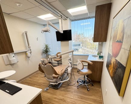 Dr. Steven Coopers Office Tour