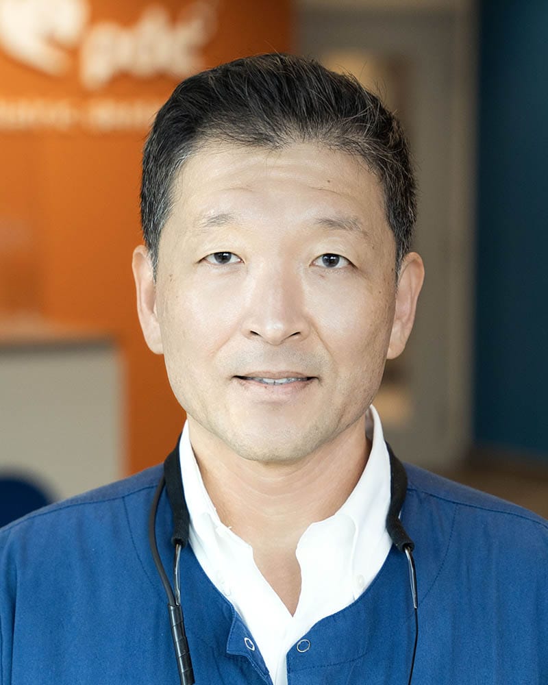 Dr. John Han portrait Dr. John Han portrait