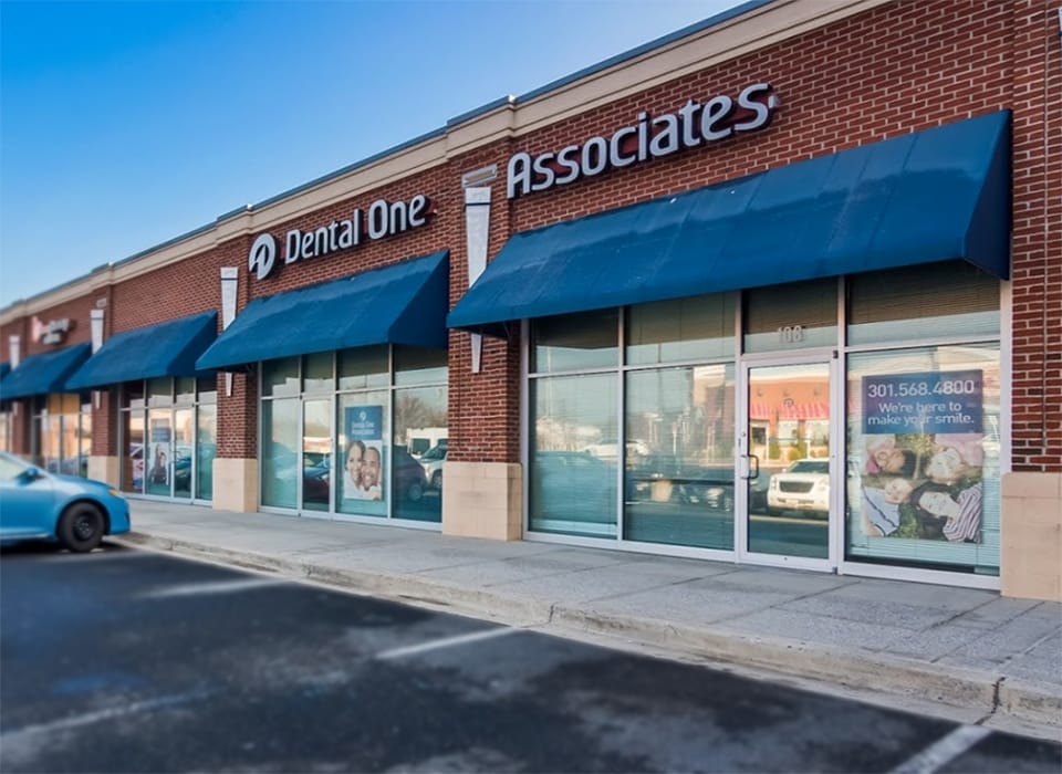DOA-MD Steeplechase storefront slide image