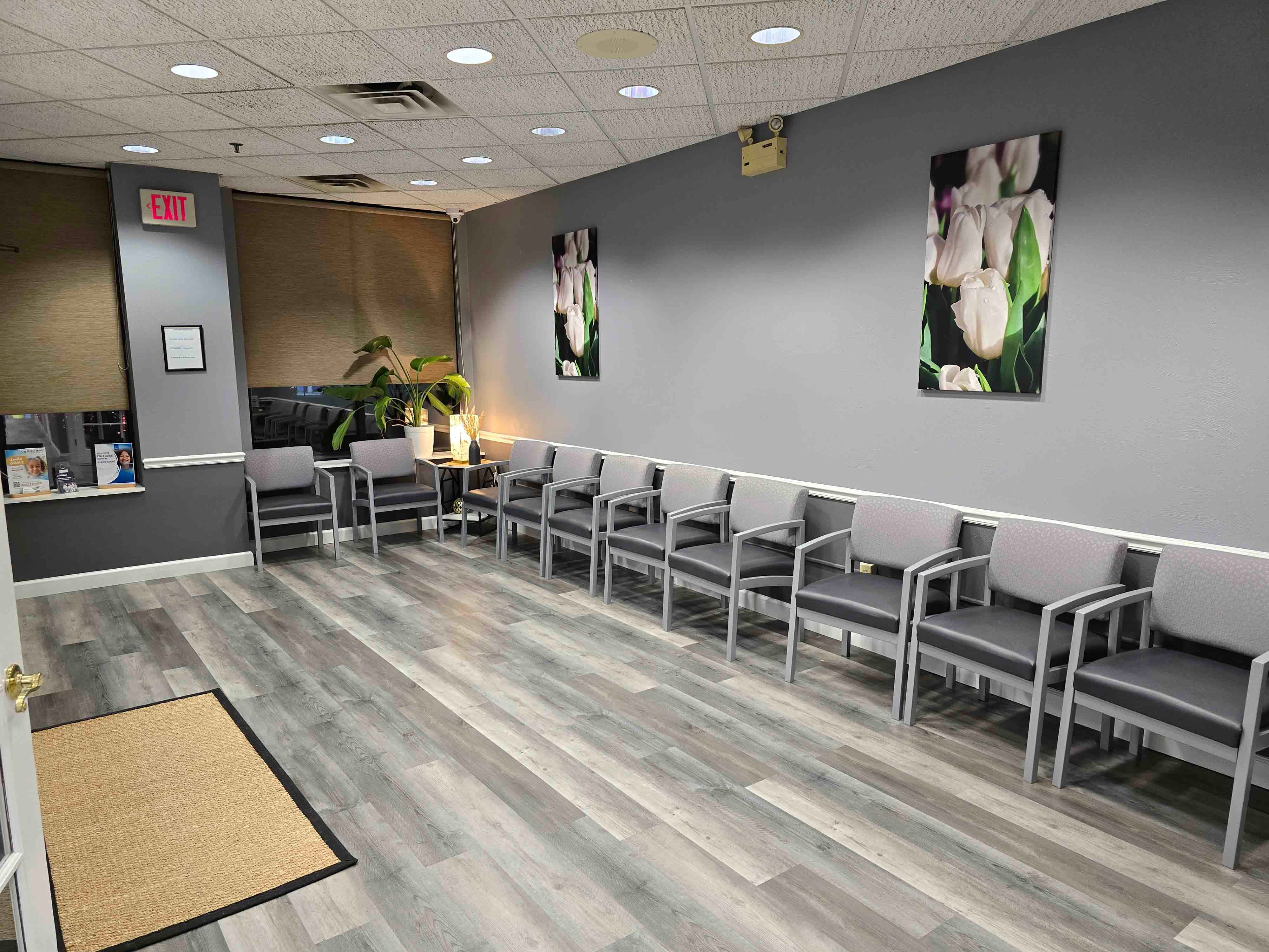 Family Dental Group Office Brewster Lobby image
