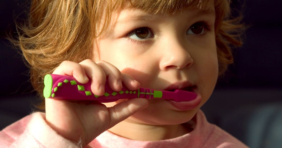Healthy Smiles for Toddlers-A 9-Point Strategy