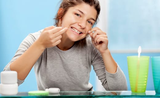 Better Dental Health Starts with Daily Flossing
