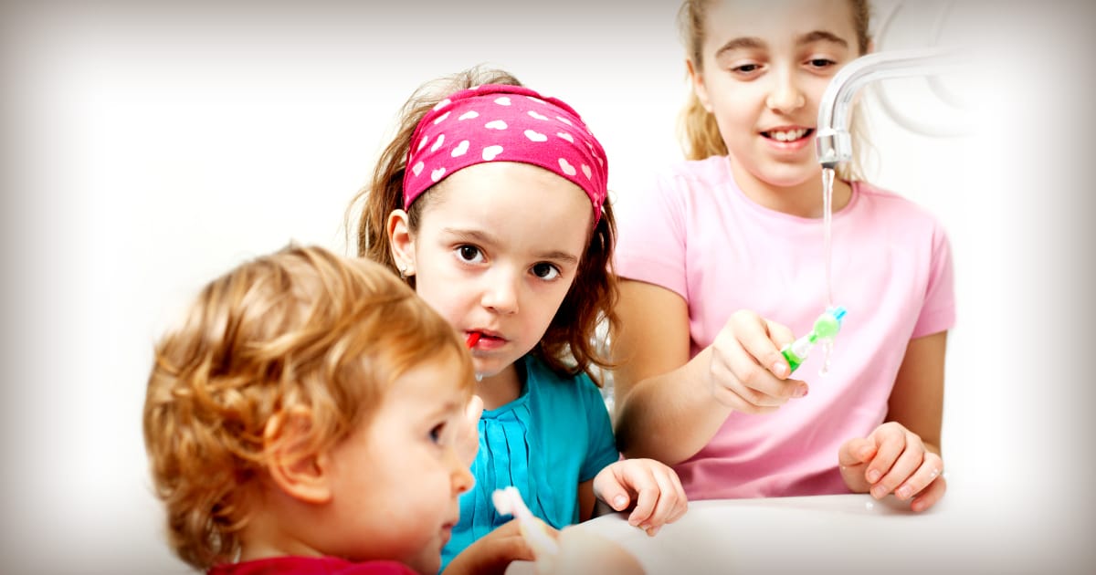 Dental Care Maintenance Tips for Moms Dental Care Maintenance Tips for Moms