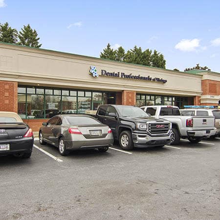 Storefront for Dental Professionals of Vinings