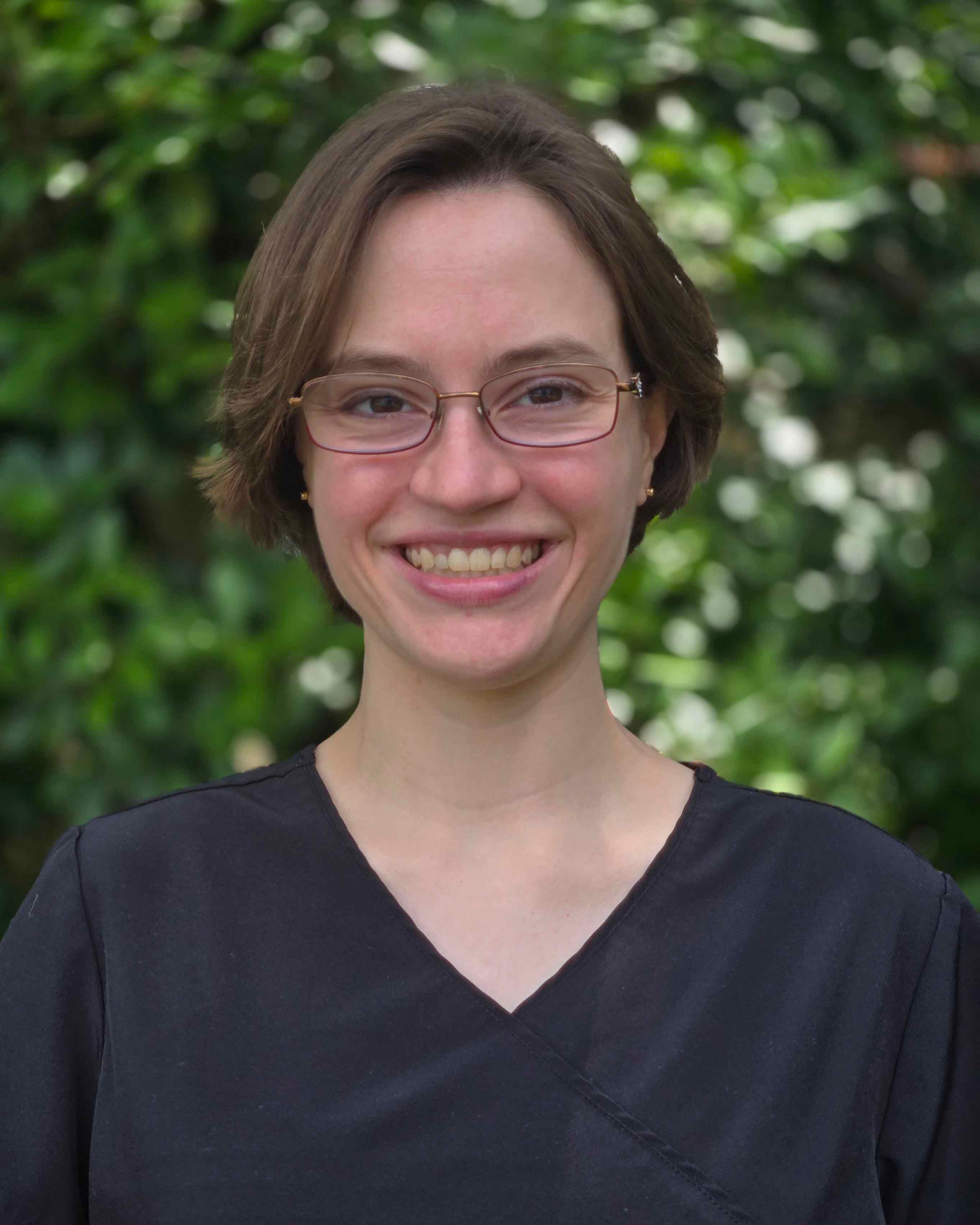 Hannah Curtis RDH portrait