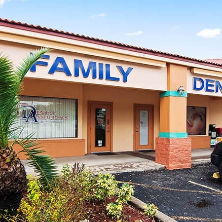 Storefront for Dental Associates of Florida - Plant City