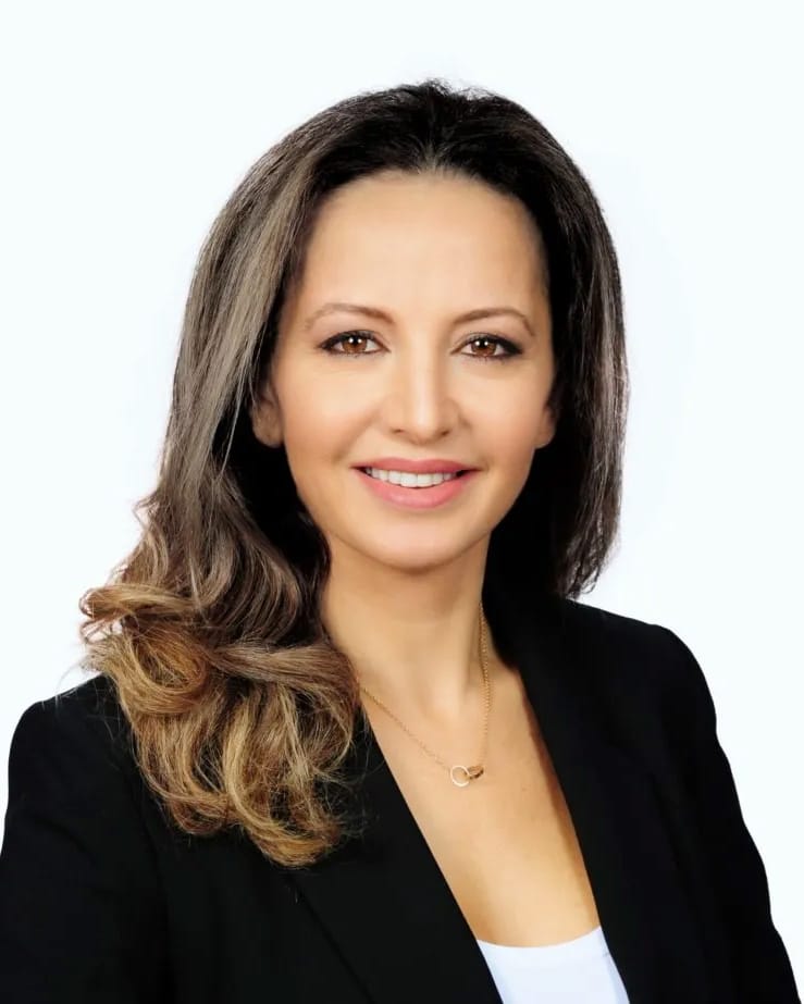 Rima Bazzi, DDS Dr Rima Bazzi portrait