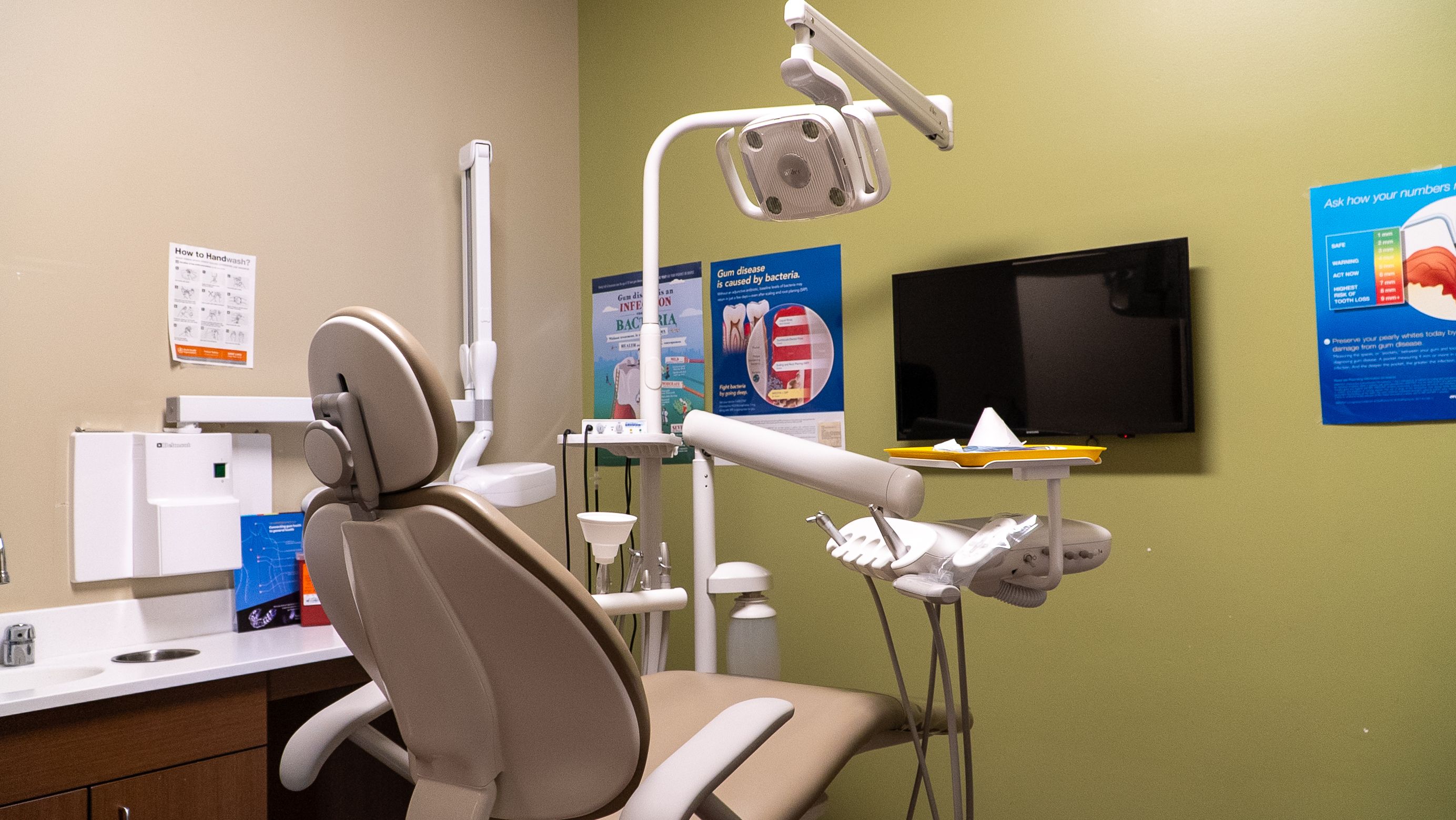 Dental Solutions Cedarbrook Office Room 1 image