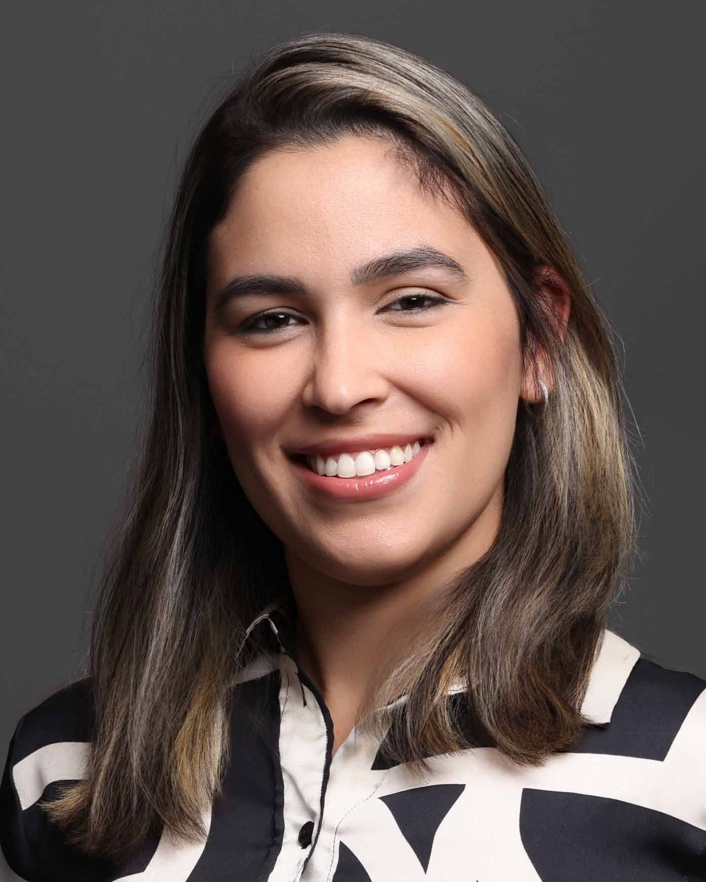 Anabel Valdivia Del Campo, DMD Anabel Valdivia Del Campo, D.M.D.