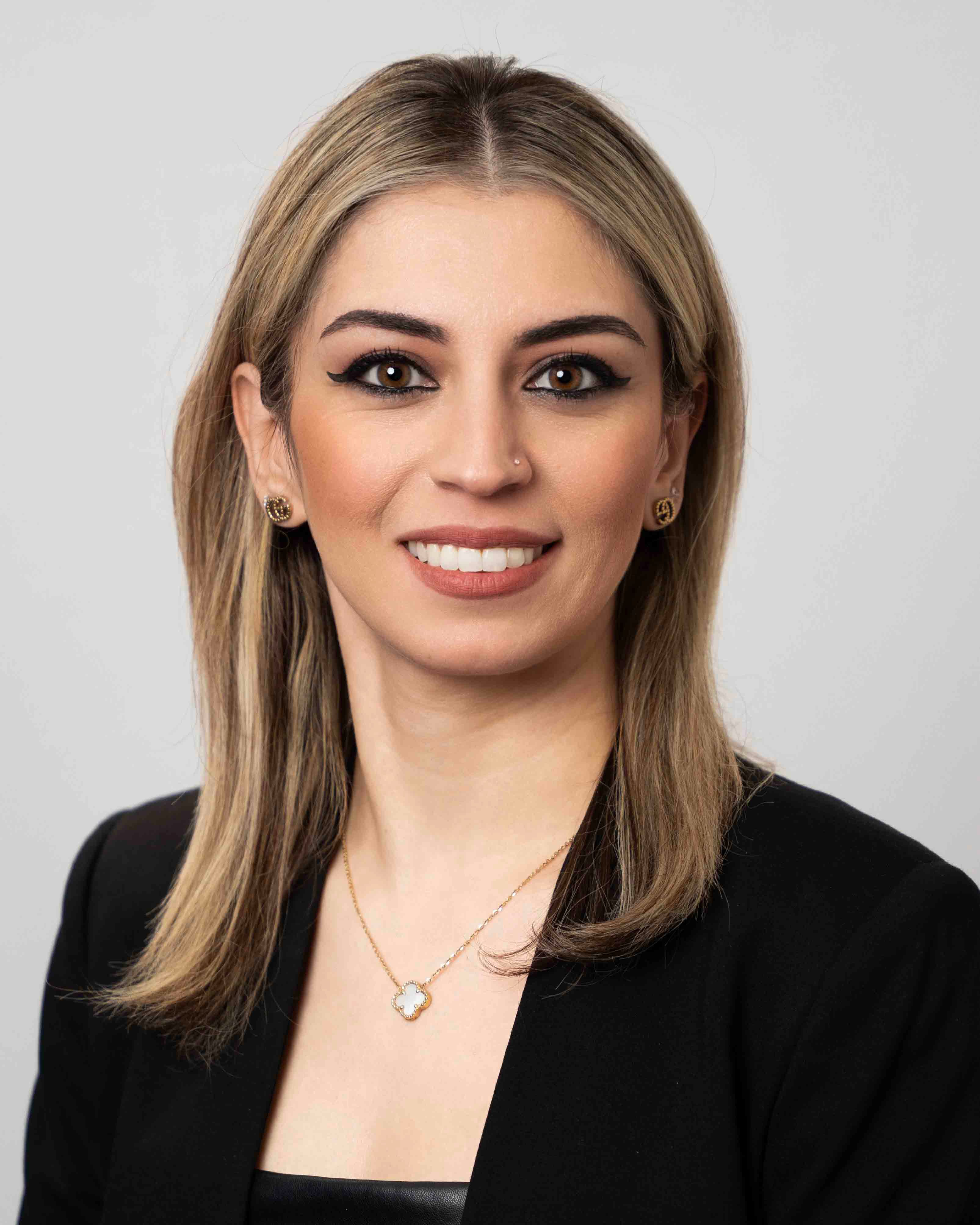 Yeganeh Rafighi, BSDH, RDH headshot