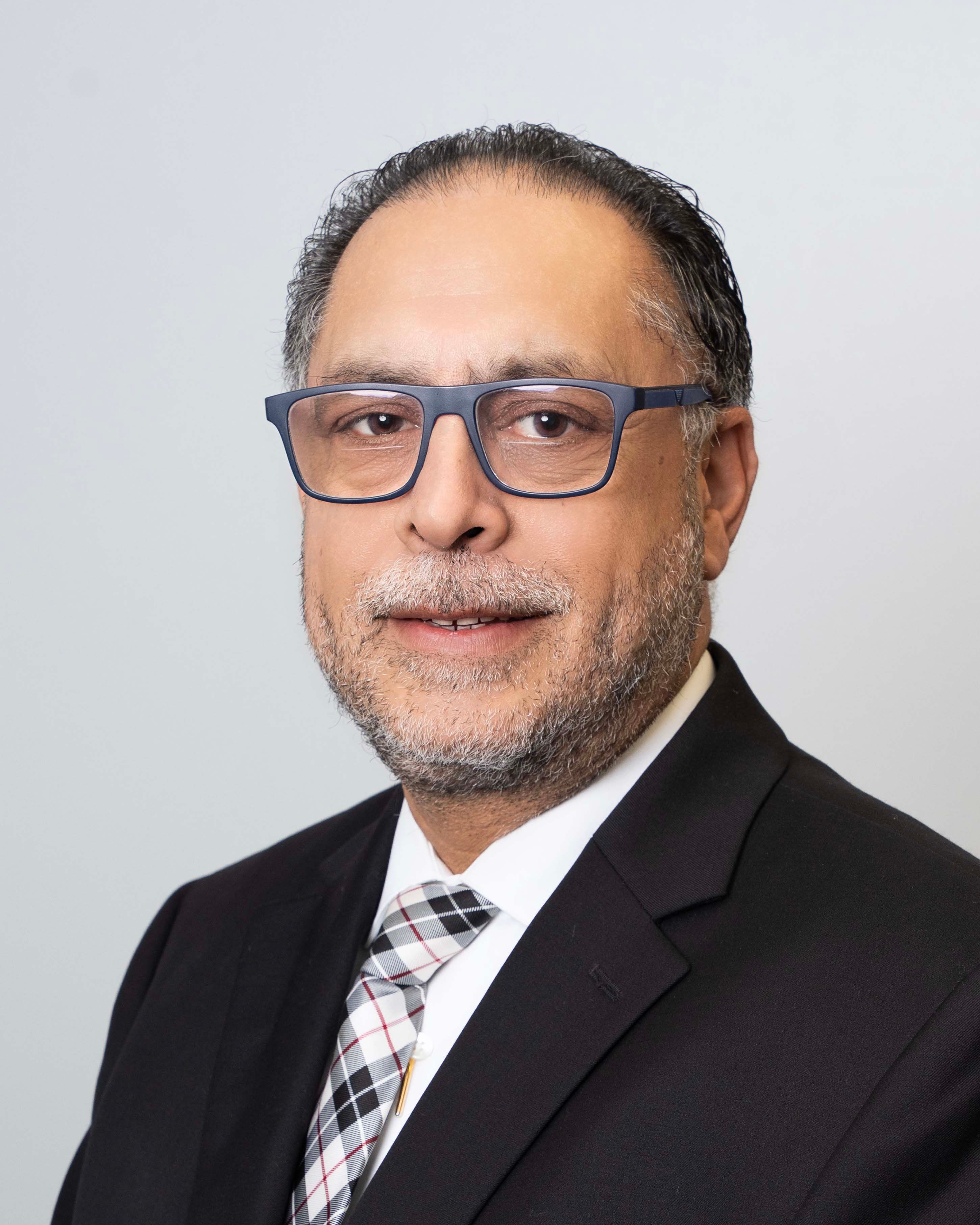 Dr. Navneet Chhatwal portrait