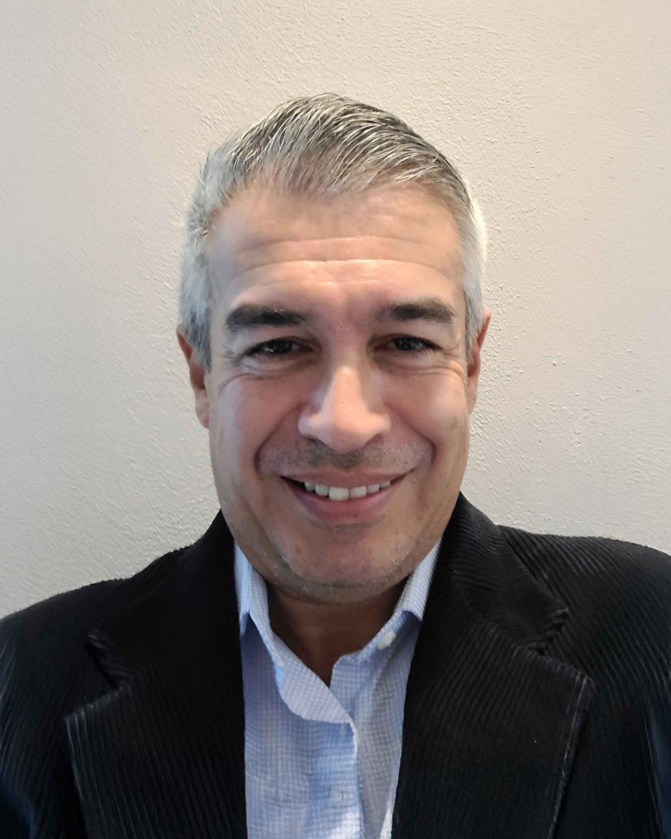 Dr. Martin Juan Hernandez DDS portrait