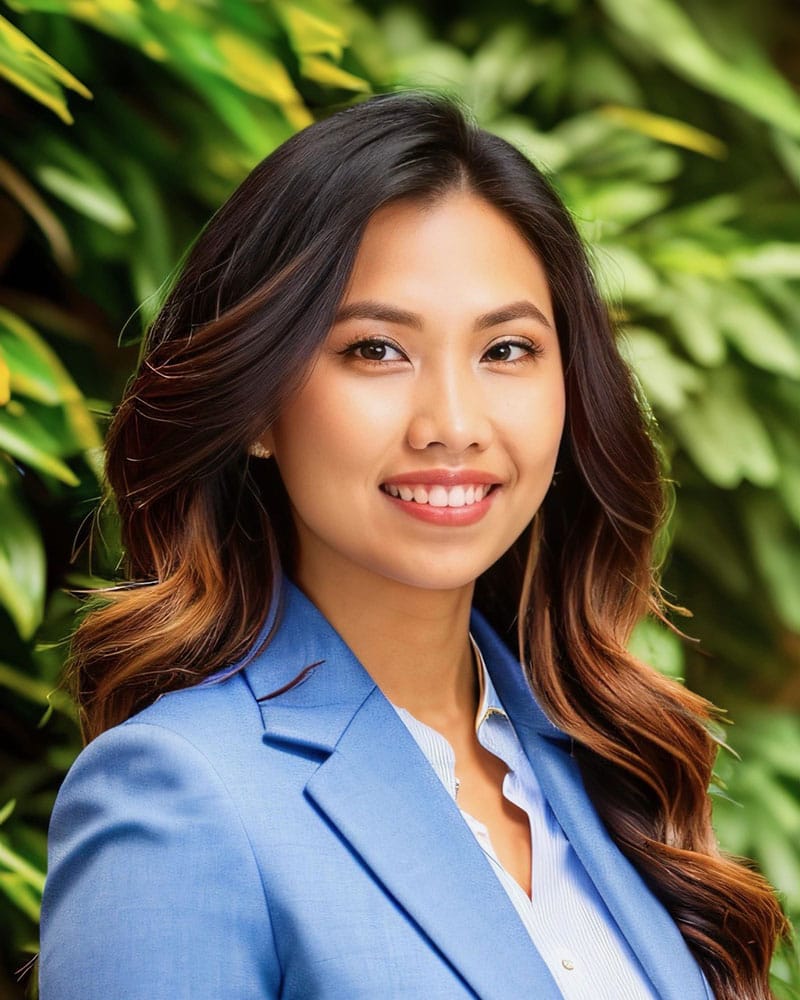 Ha Hoang, DDS Dr. Ha Hoang portrait