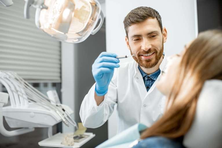 Dentist Dentist