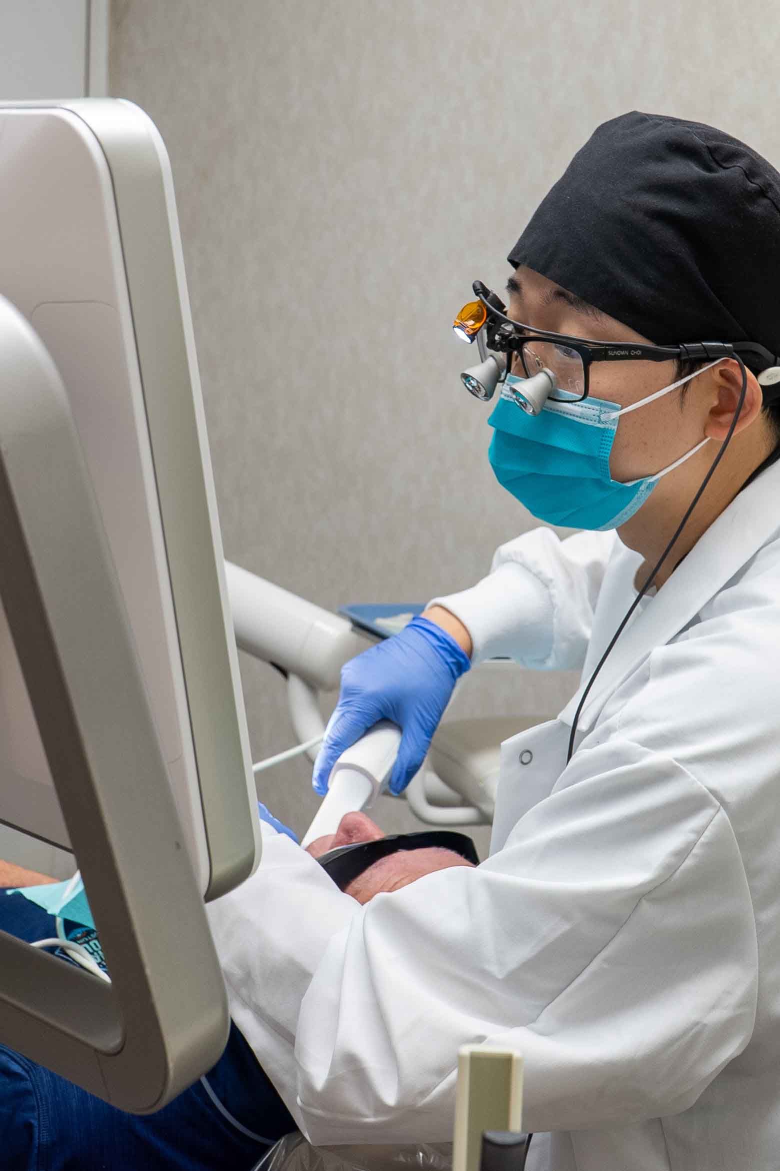 DOA Springfield Emergency Dentist Action Image