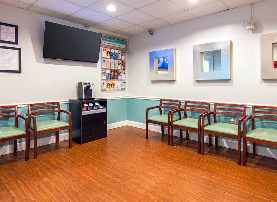 MiamiBeachDentalCenter_lobby MiamiBeachDentalCenter_lobby