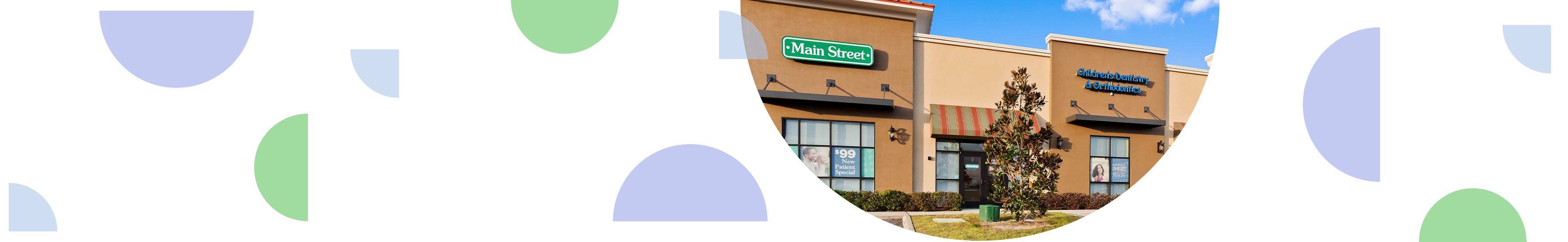 Main Street Clermont Exterior