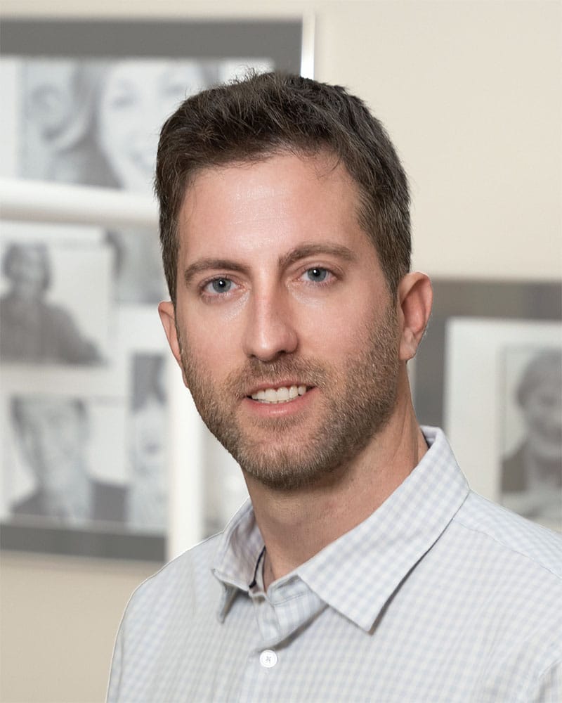 Thomas W. Hussey, DDS Dr Thomas W Hussey portrait