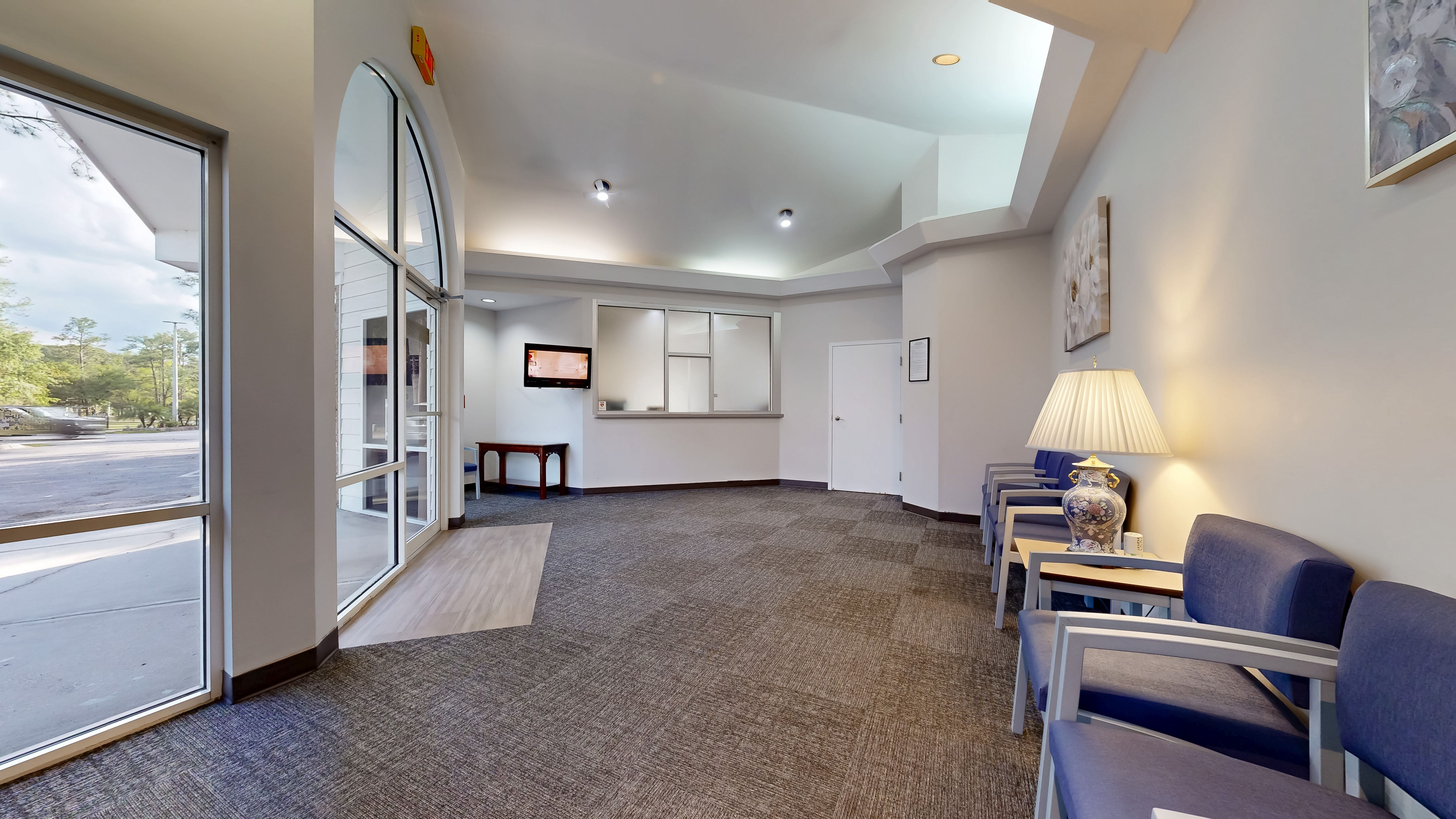 ADC Mandarin interior