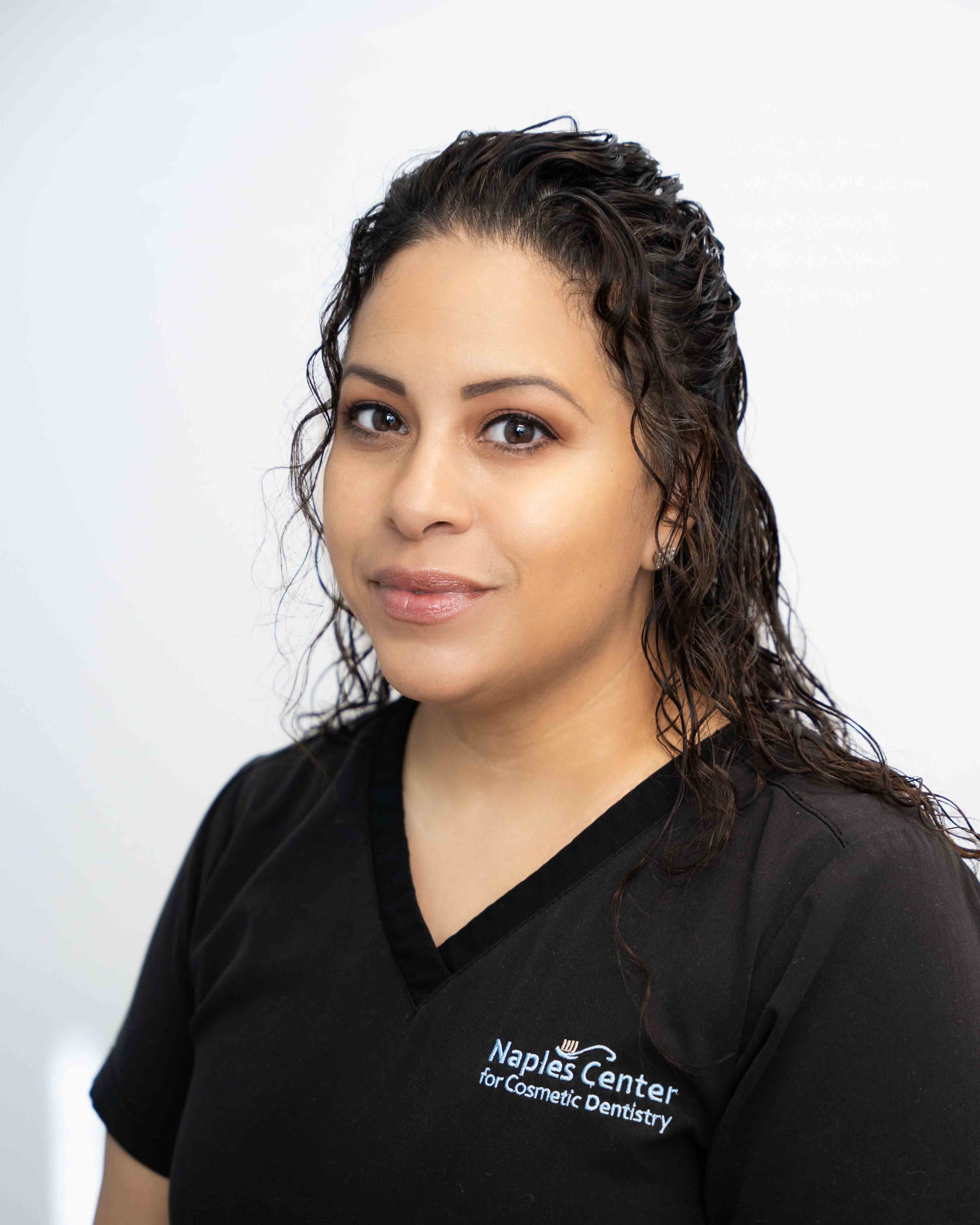 Naples Center for Cosmetic Dentistry Jenique DA portrait Naples Center for Cosmetic Dentistry Jenique DA portrait