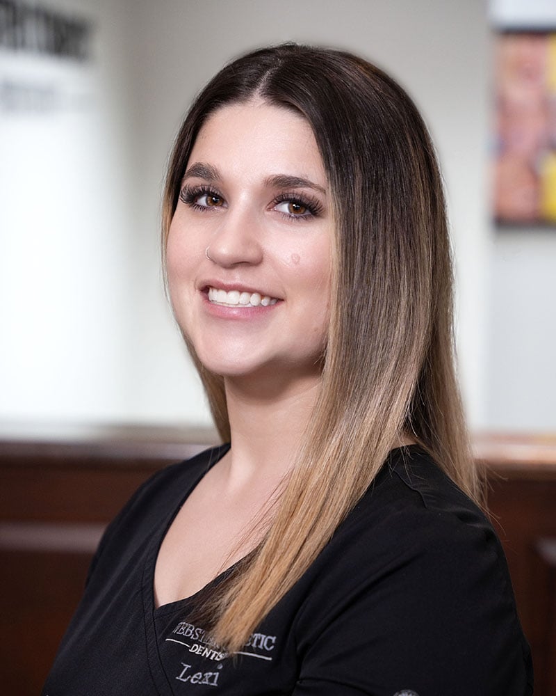 Lexi - Dental Assistant