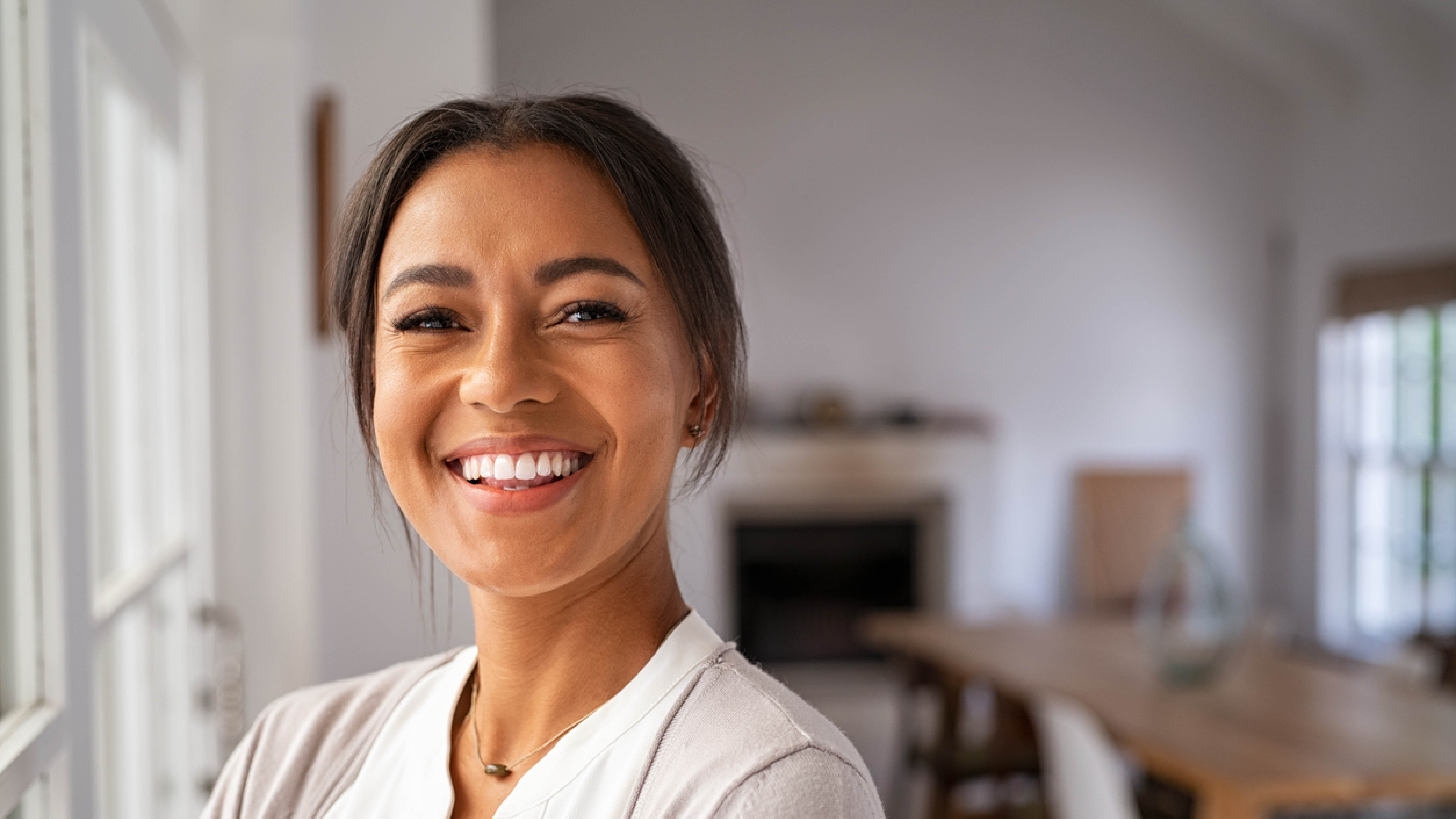 woman smiling with straight smile woman smiling with straight smile