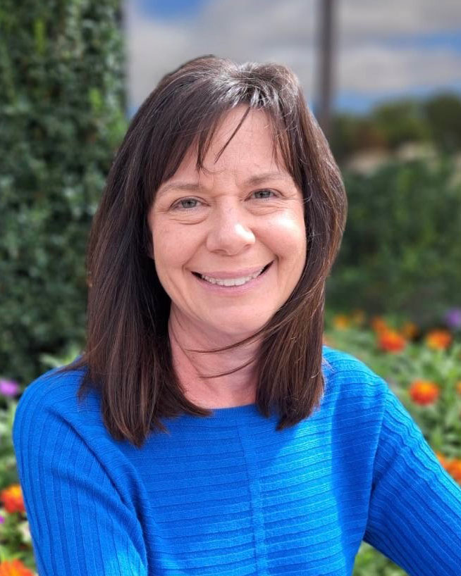 Denise Elliott RDH portrait Denise Elliott RDH portrait