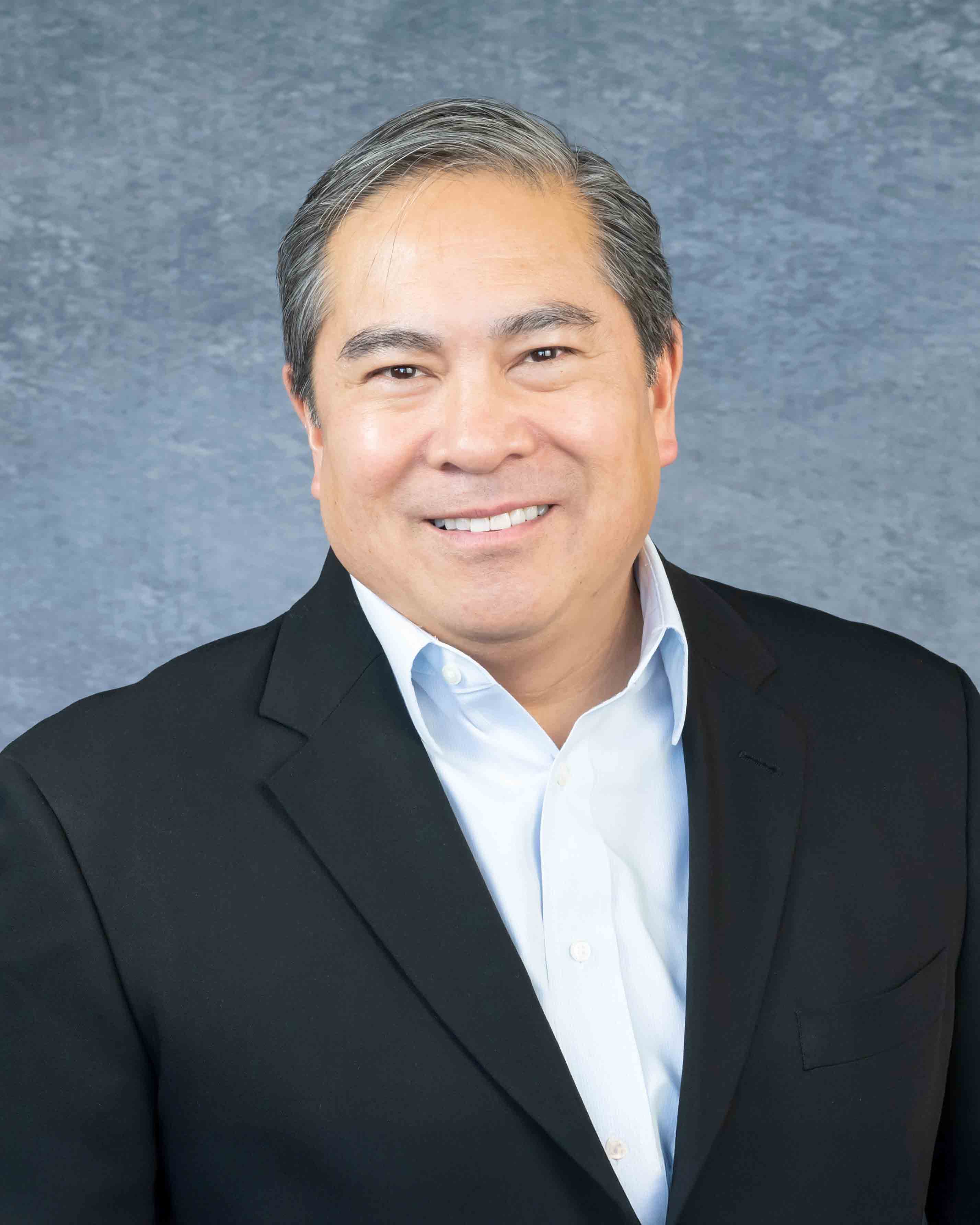 Dr. Allen Momongan portrait