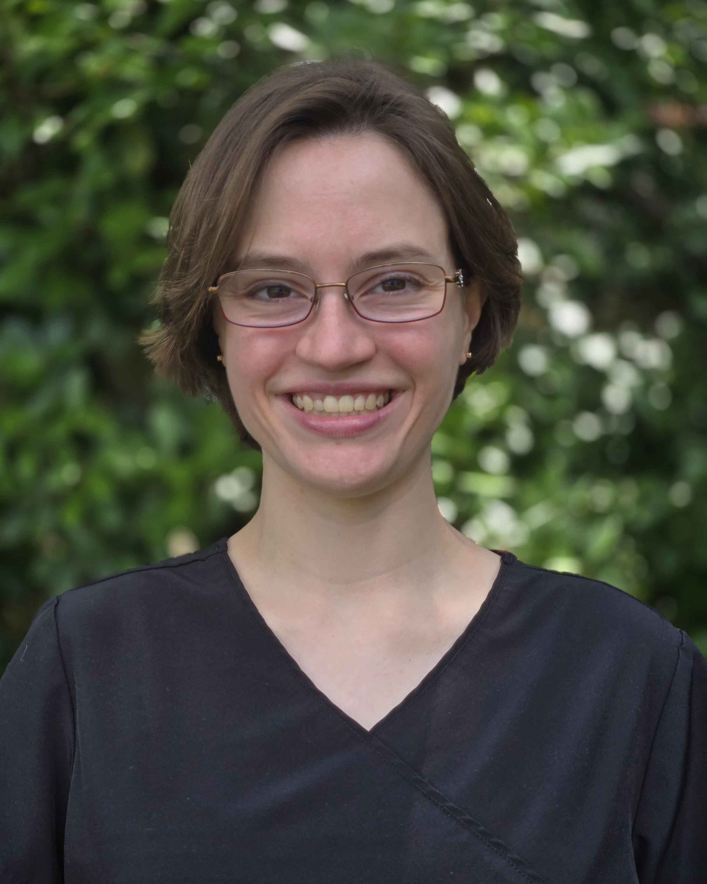 Hannah Curtis RDH portrait